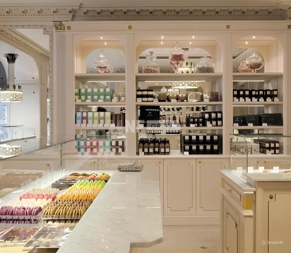 Кондитерская с арендатором в центре города