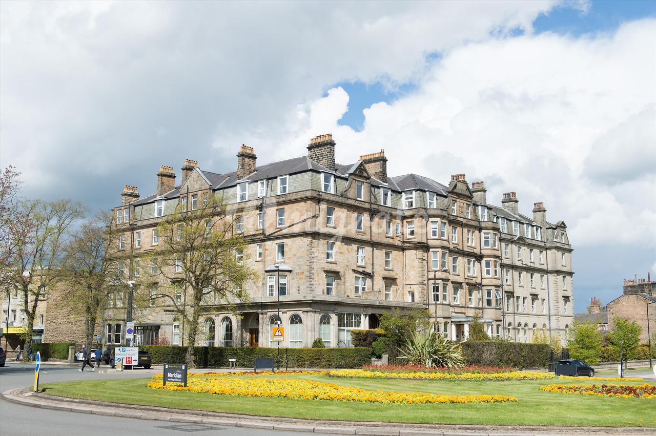 Квартира в Prince of Wales Mansions, York Place, Harrogate, North Yorkshire, HG1