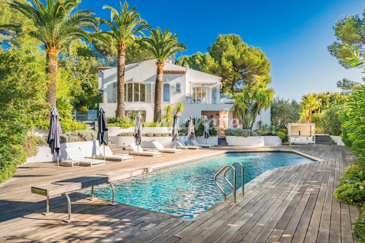 Вилла в Super Cannes, Alpes Maritimes, Provence Alpes Cote d