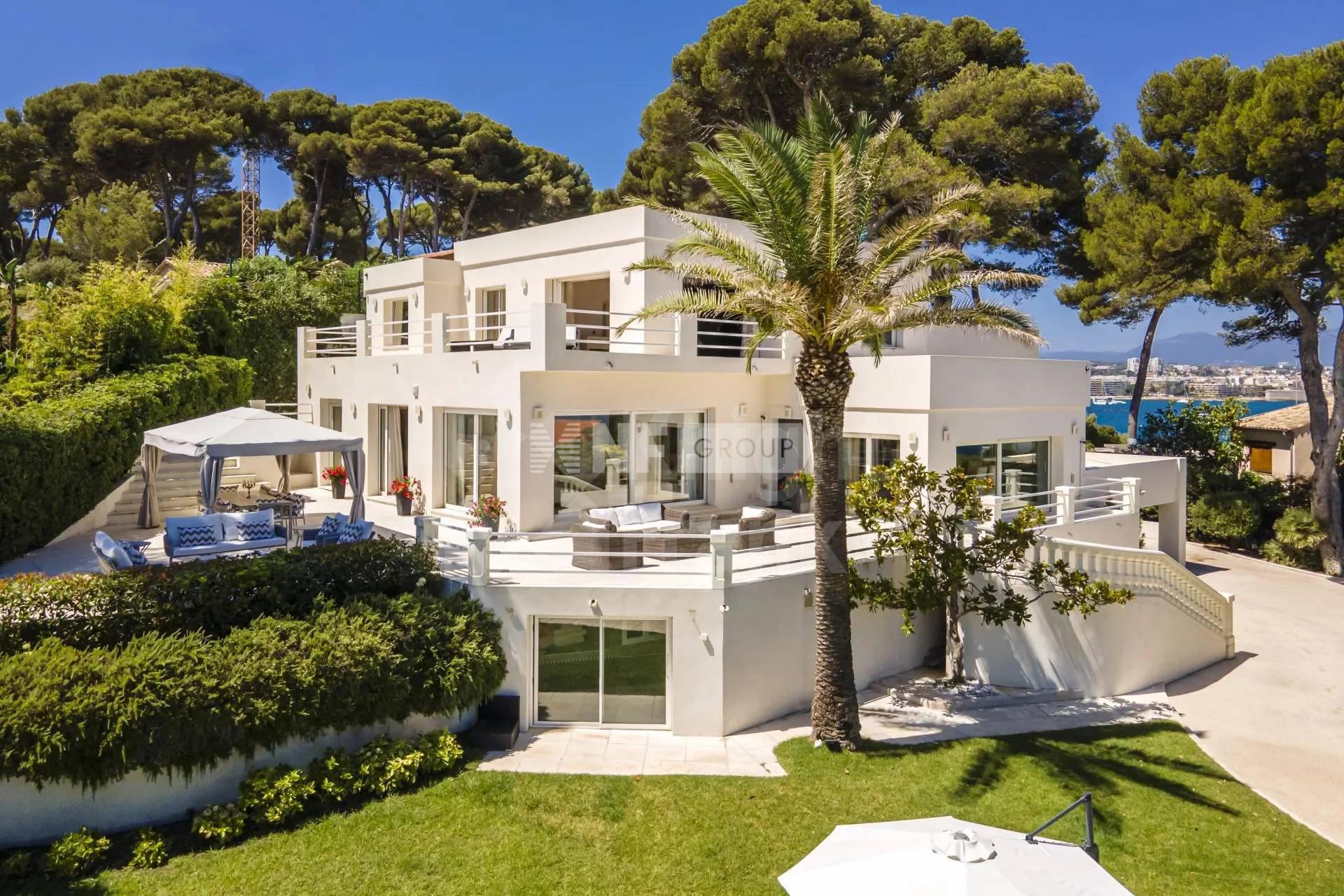 Вилла у моря на мысе Антиб (Ref. 8003)