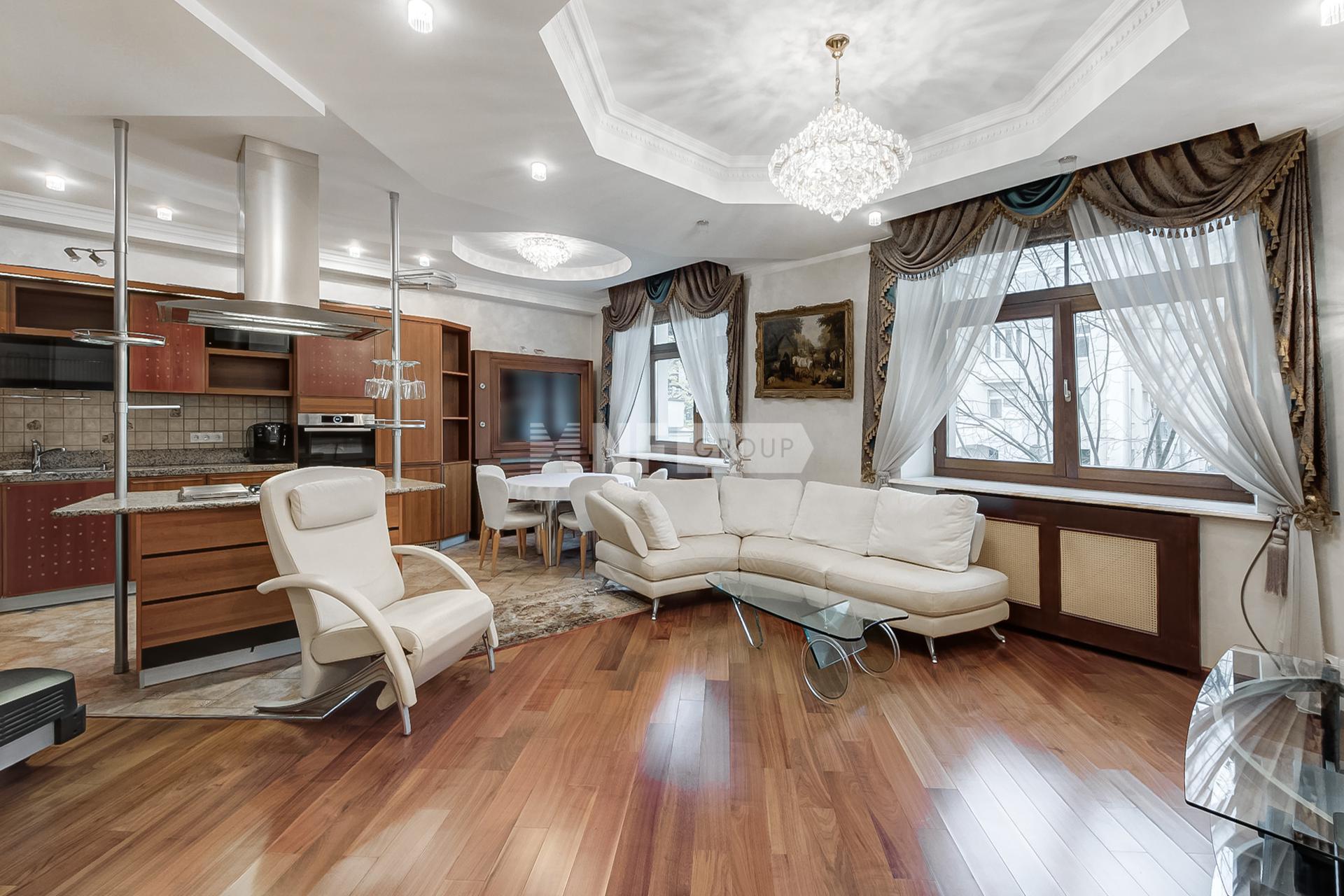 «Фрунзенская набережная, 34» (Фрунзенская набережная, 34)