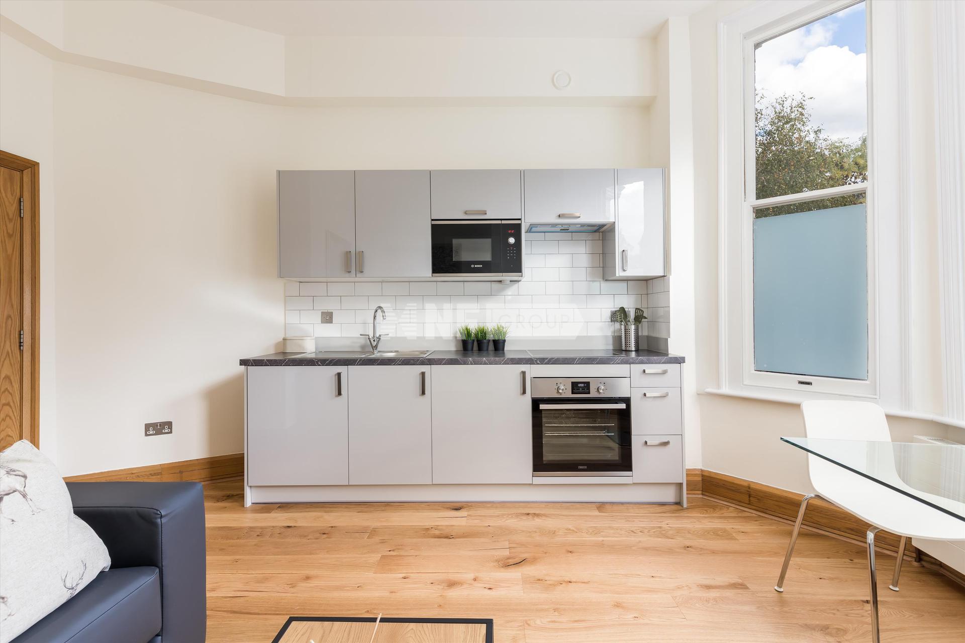 Квартира в St. Johns Road, Richmond, Surrey, TW9