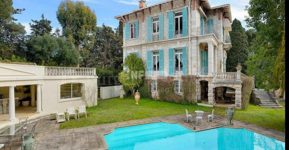 Роскошная вилла на Рокбрюн-Кап-Мартен