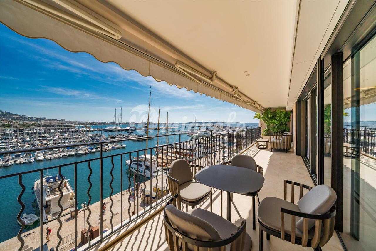 Пентхаус в 06400 Cannes, Alpes-Maritimes, Provence-Alpes-Côte d`Azur