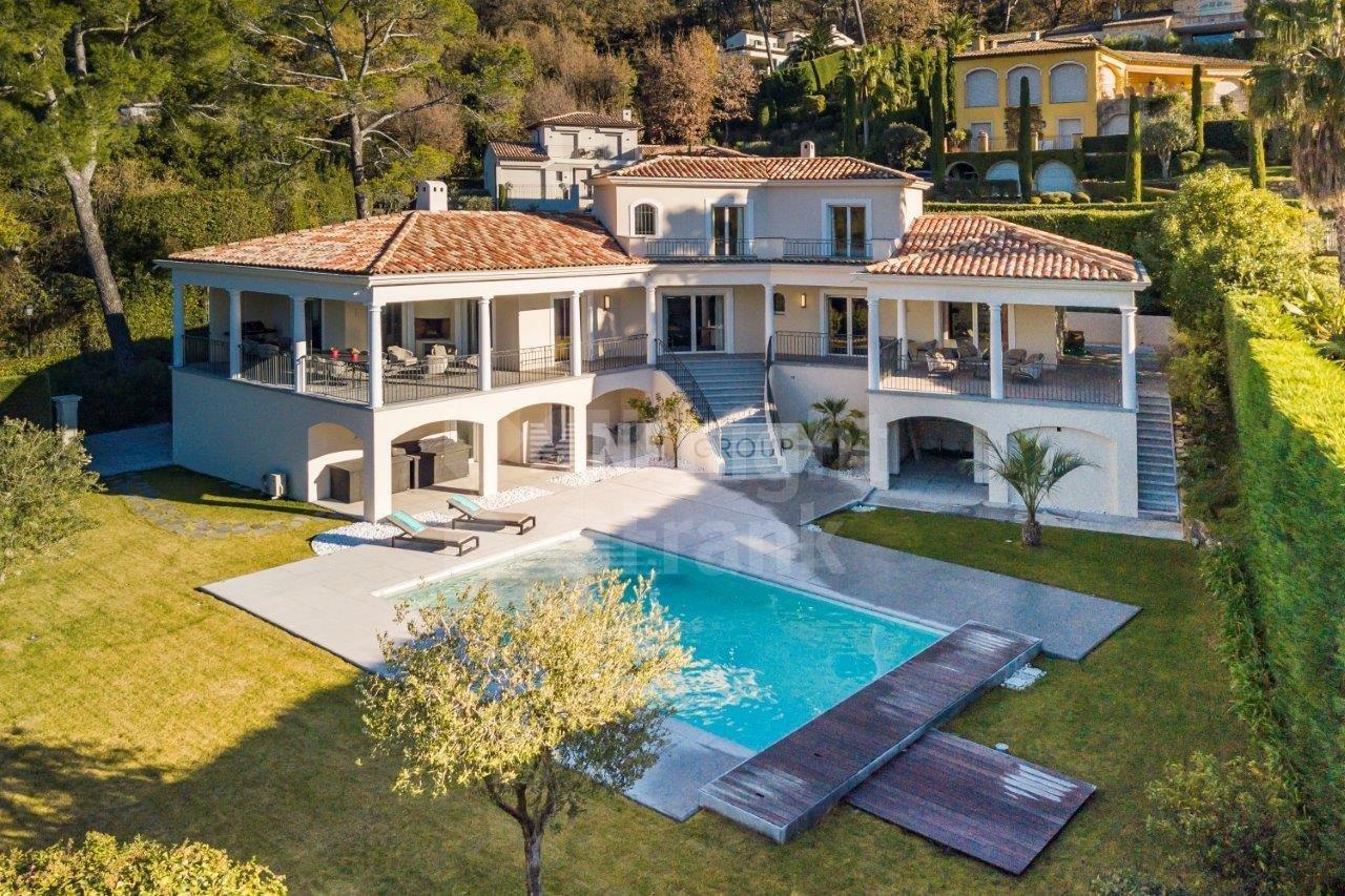 Роскошная вилла с панорамными видами (7390)