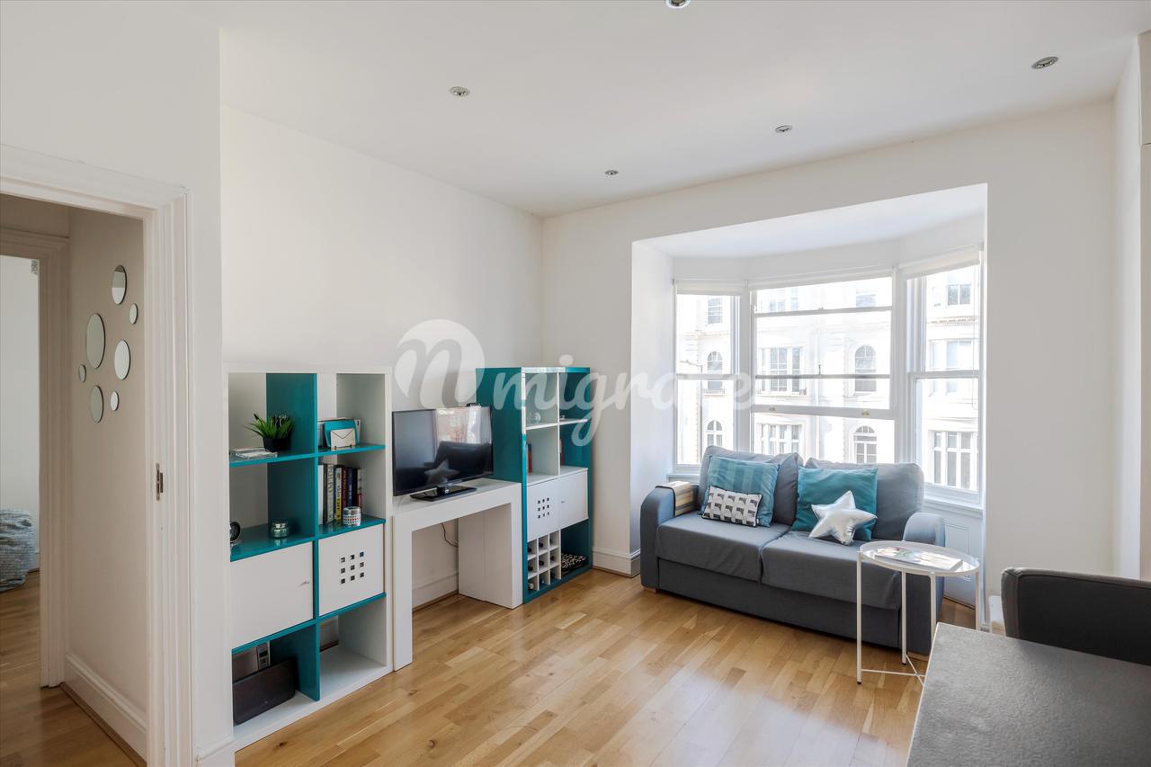 Квартира в Gloucester Terrace, London, W2