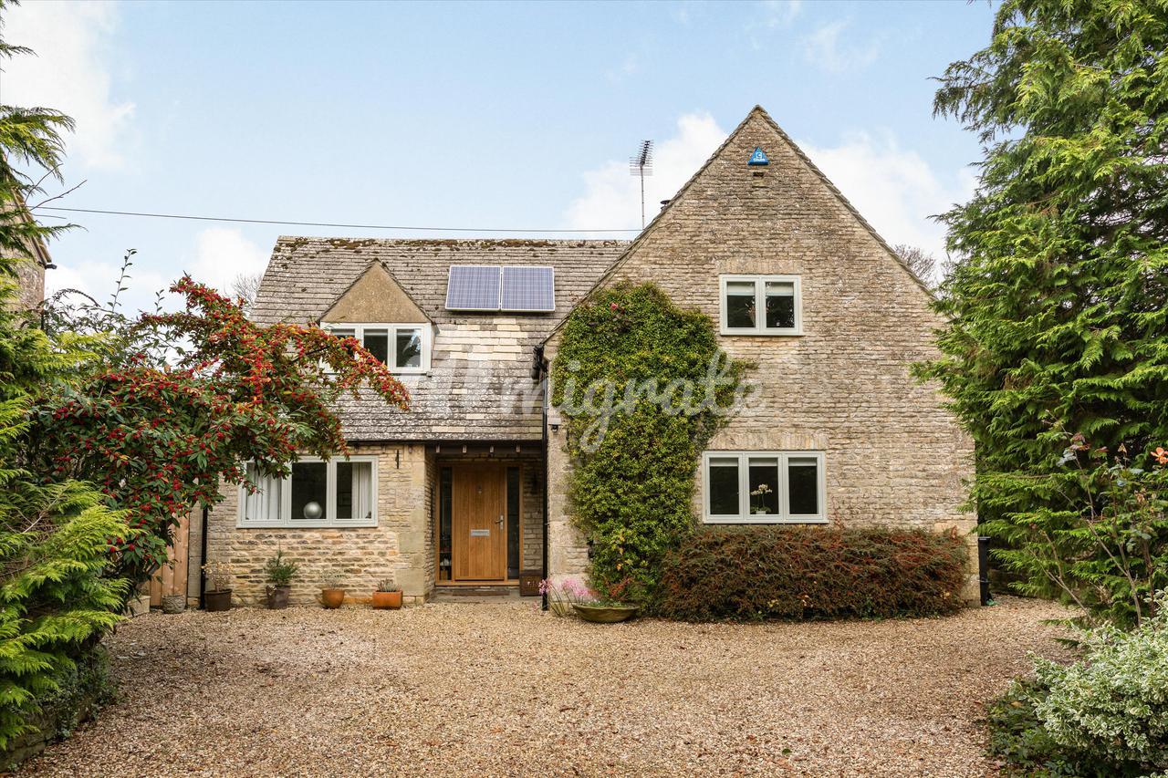 Вилла в The Quarry, Brockhampton, Cheltenham, Gloucestershire, GL54