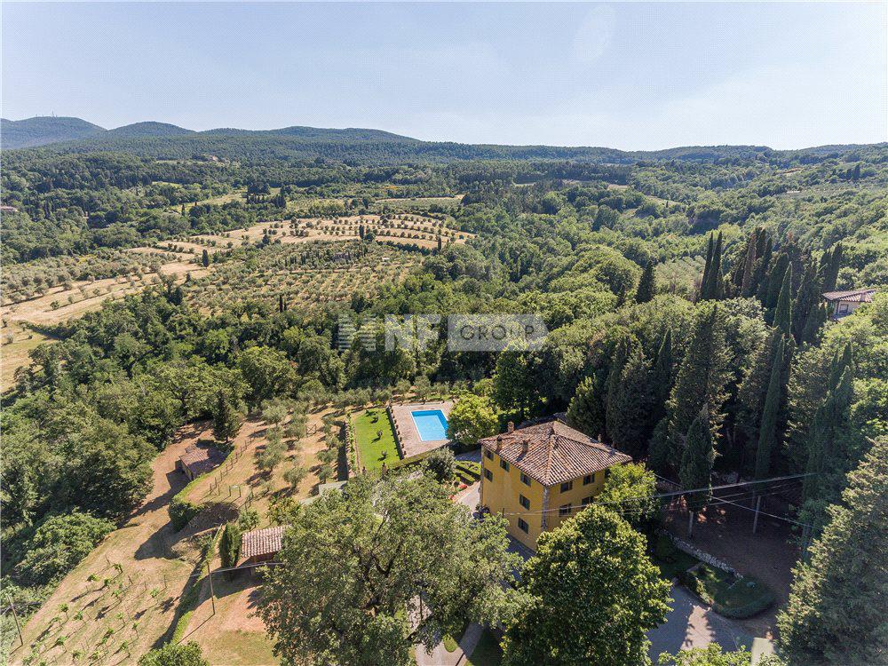 Вилла с живописными видами в Тоскане