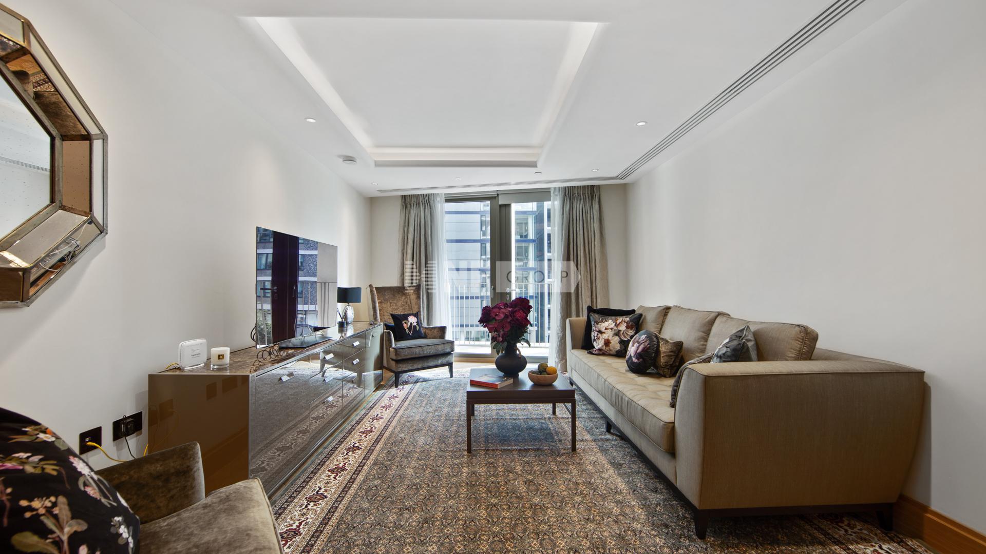 Квартира в престижном жилом комплексе в Лондоне (Abell House, London, SW1P (2) AZ Real Estate)