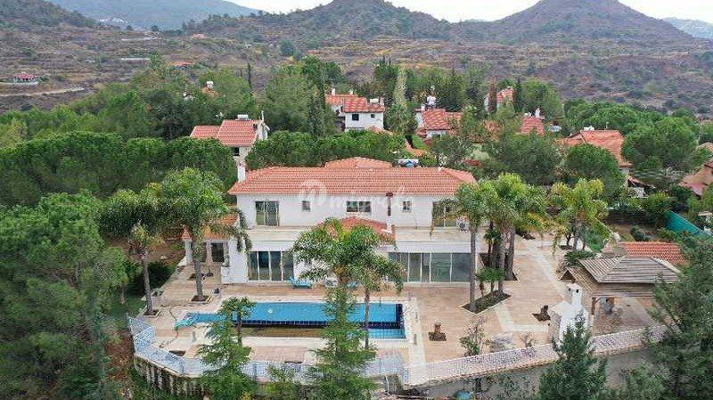 Вилла с 5 Спальнями в Кало Хорио, Лимассол
 (5 Bedroom Villa In Kalo Chorio, Limassol)
