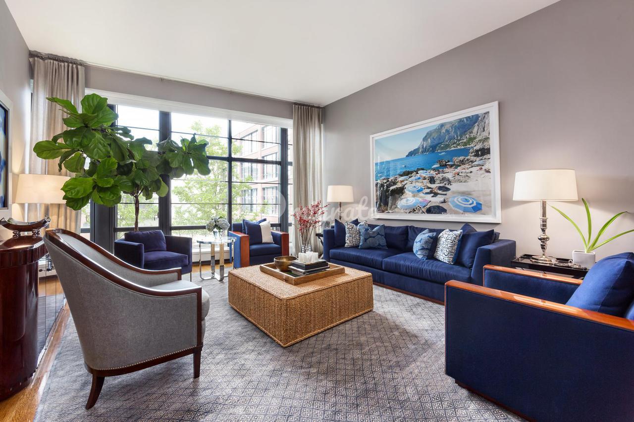 Кондоминиум в 150  CHARLES ST, 3AS - West Village, New York