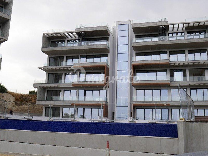 Продается квартира с 3 спальнями в районе Аматус, Лимассол
 (3 Bedroom Apartment  in Amathus Area, Limassol for Sale)