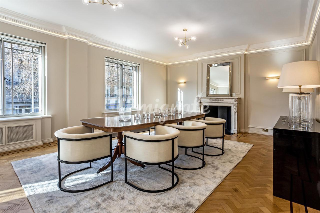 Апартамент в Portland Place, London, W1B