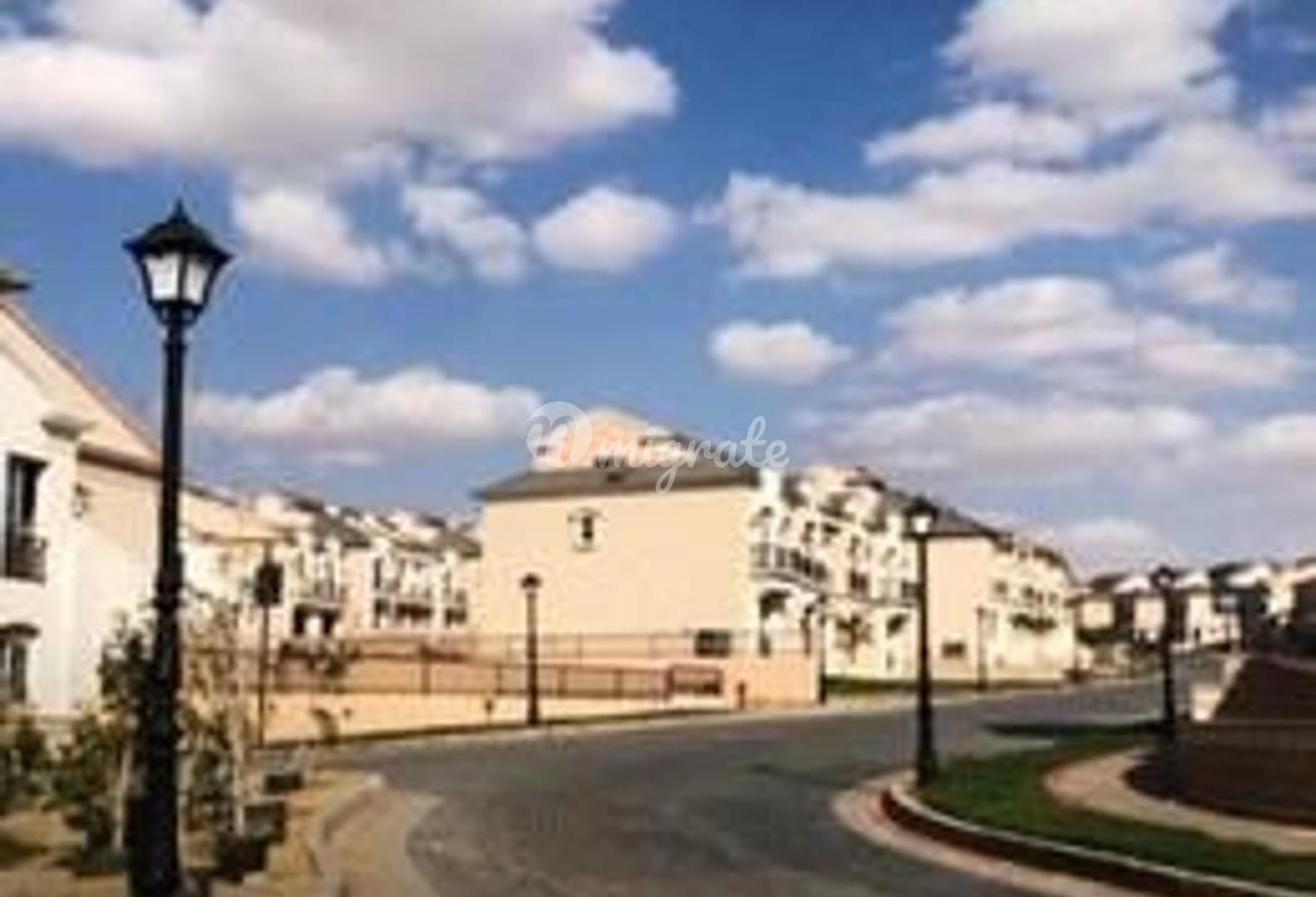 4 спален Таунхаус на продажу в Layan Residence (Layan Residence)