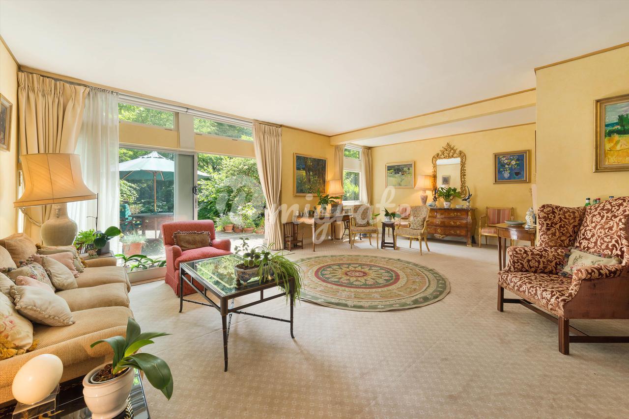 Квартира в Stavordale Lodge, Melbury Road, London, W14