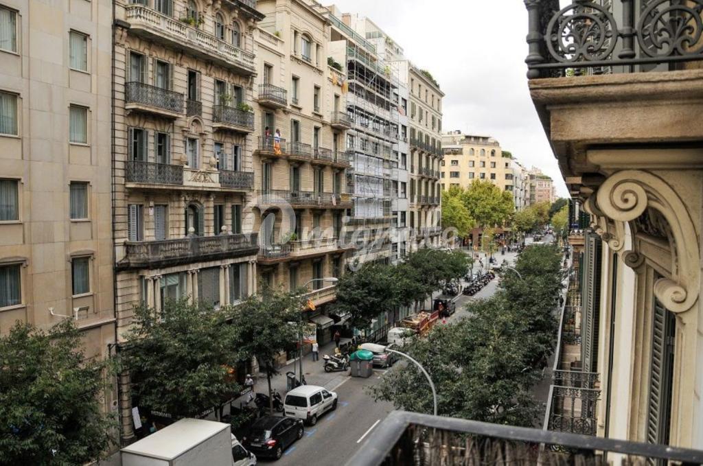 Супермаркет в районе Эшампле