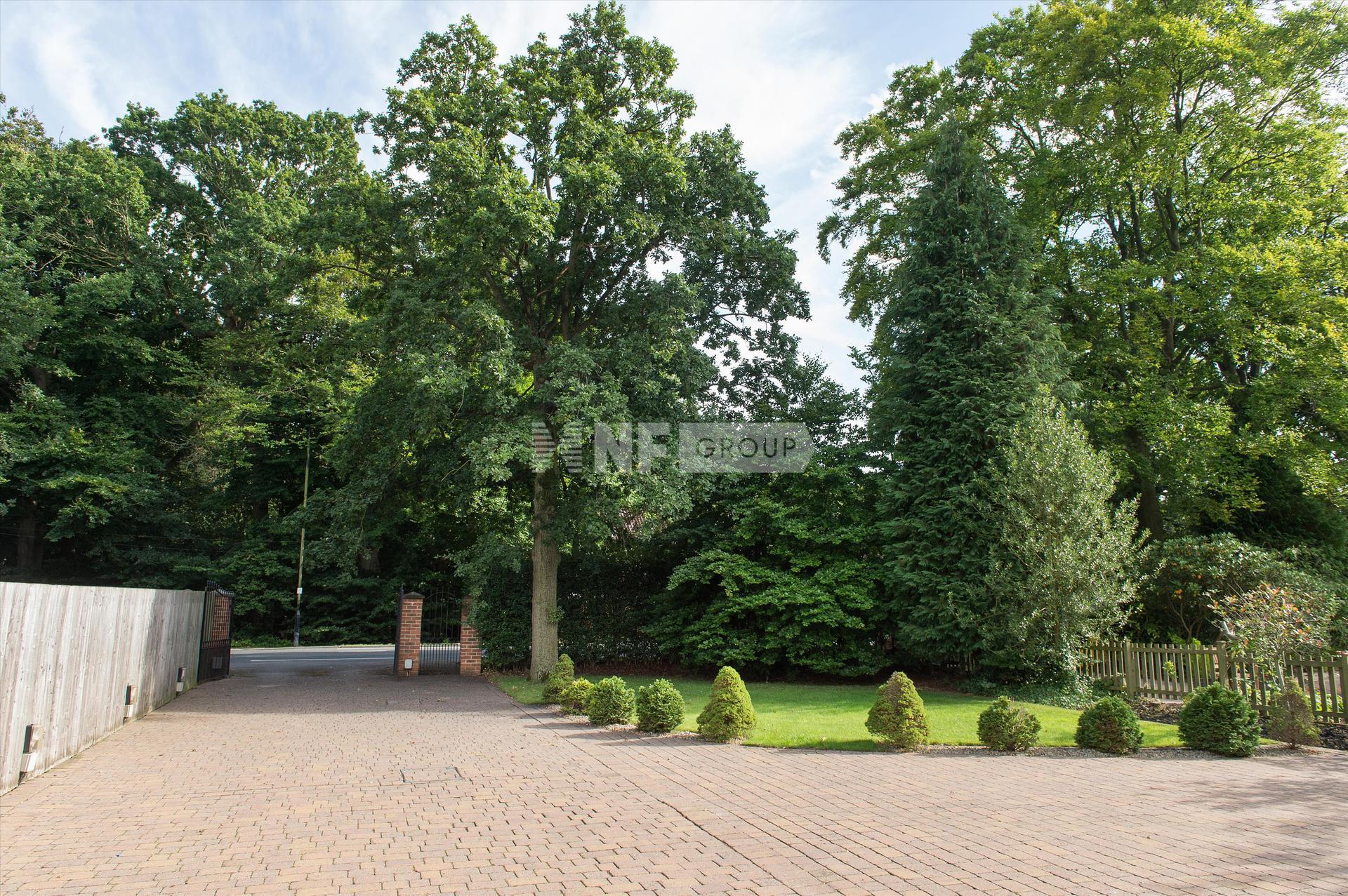 Вилла в Hookstone Drive, Harrogate, North Yorkshire, HG2