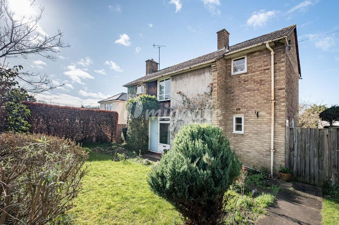 Вилла в Cirencester Road, Charlton Kings, Cheltenham, Gloucestershire, GL53