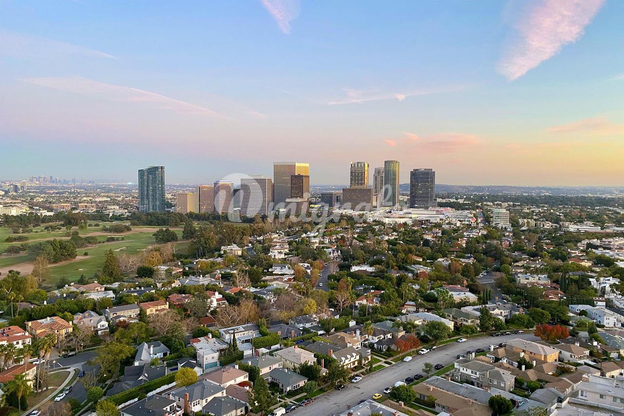 Кондоминиум в 10380 WILSHIRE Blvd, 2003 - Westwood / Century City, California