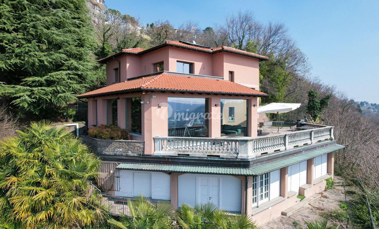 Вилла в Tavernerio, Como, Lombardy