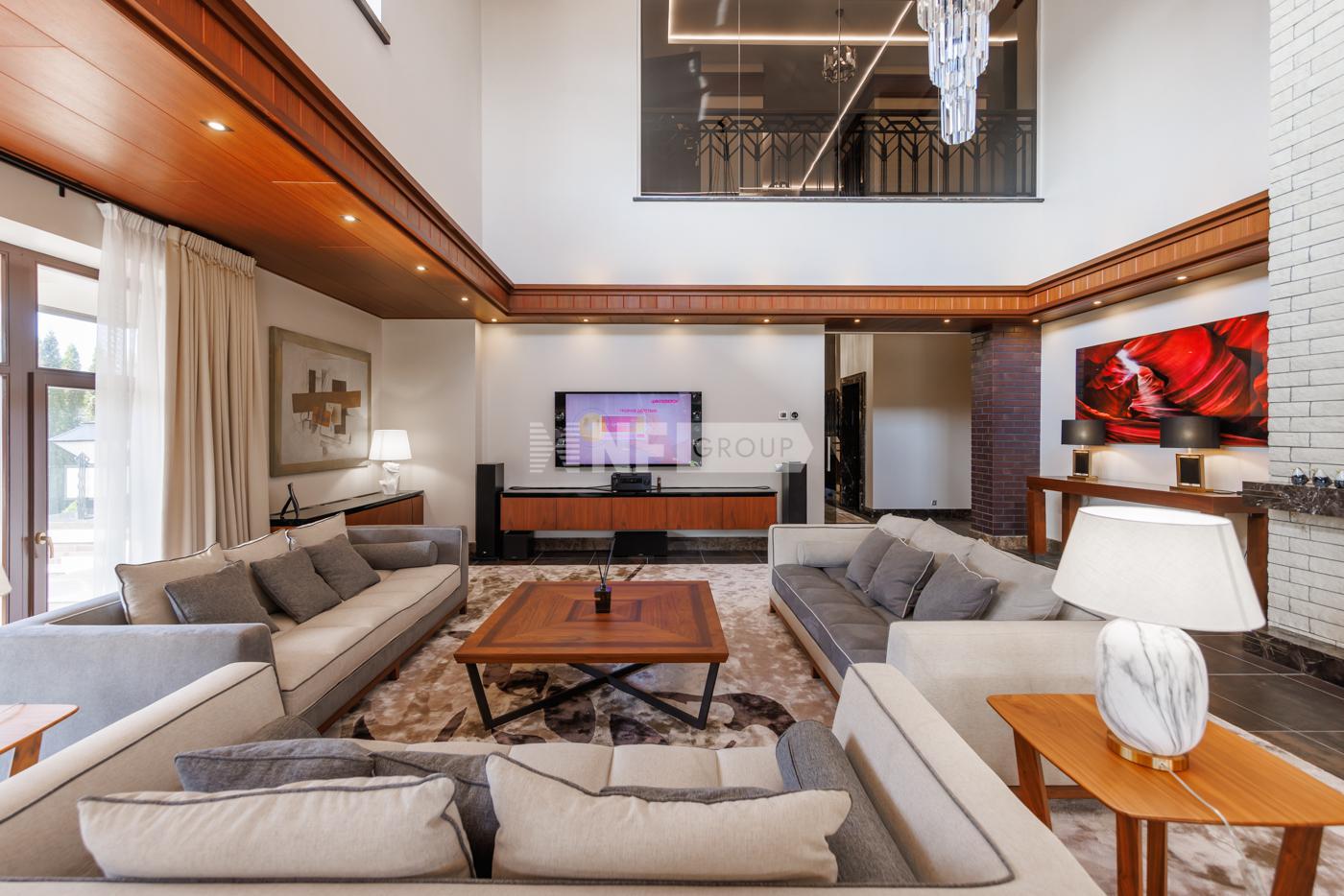 «Резиденс Клаб» (Rezidens)