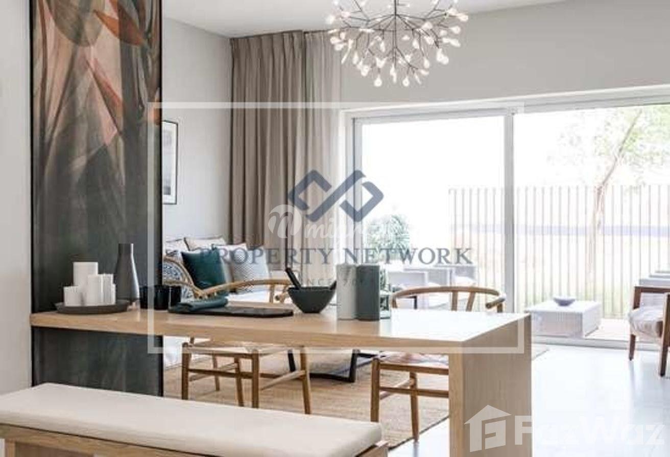 3 спален Таунхаус на продажу в Urbana (Urbana)