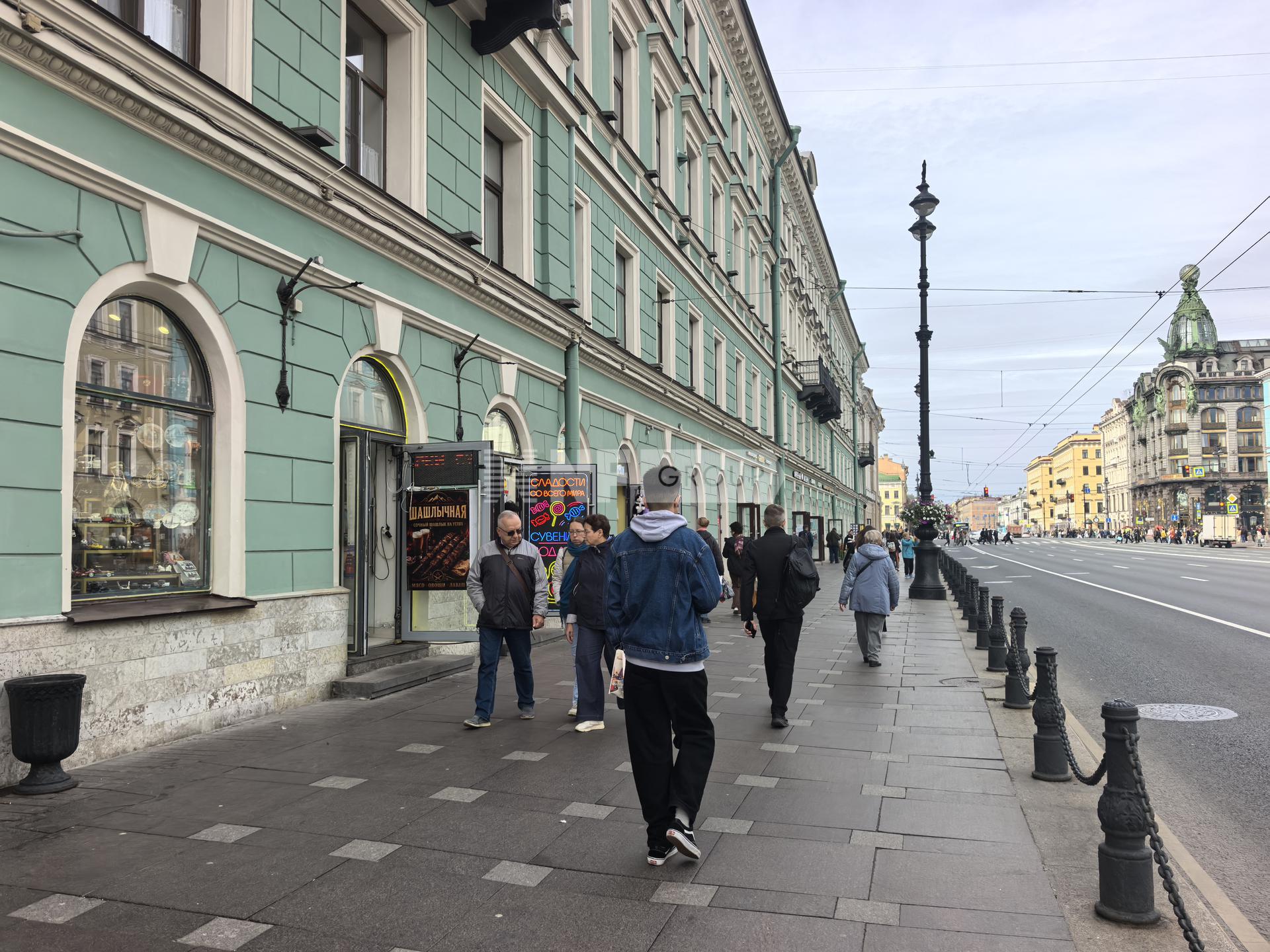 Невский просп., д. 27