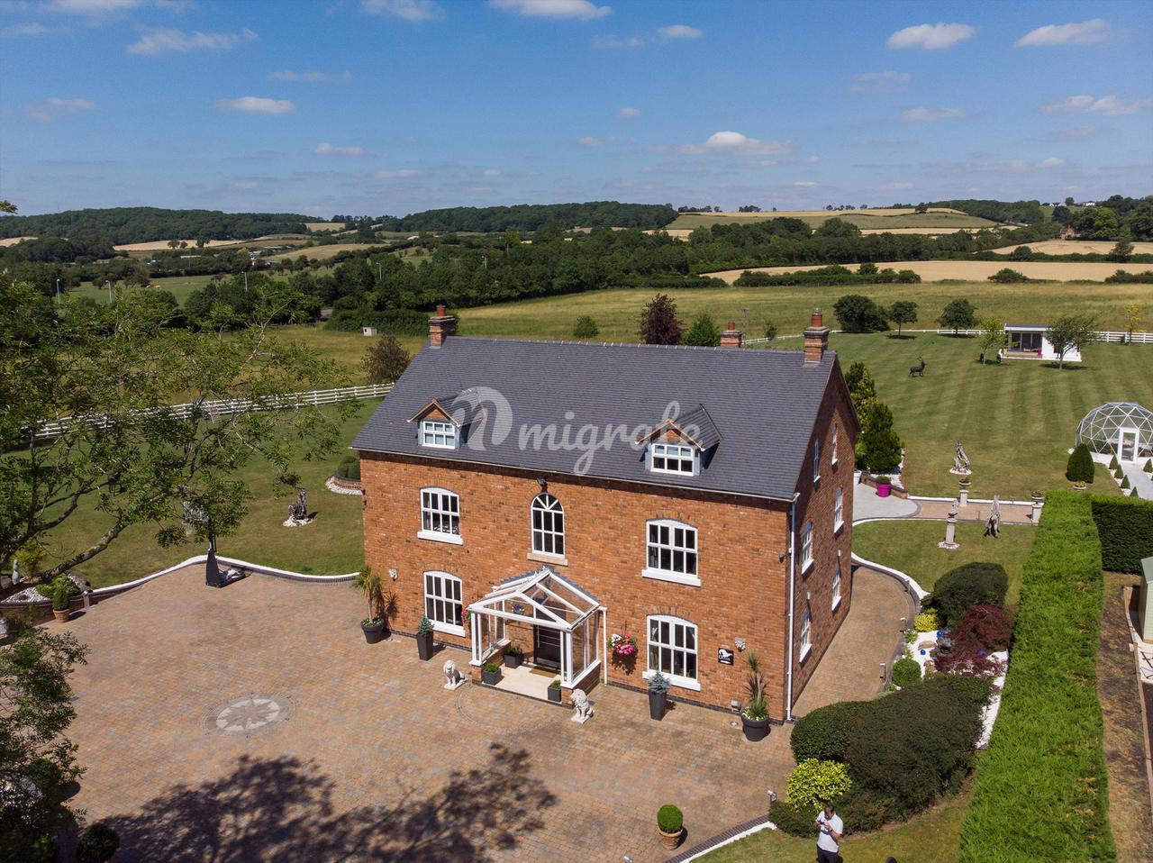 Вилла в Langley Grounds, Birmingham Road, Stratford-upon-Avon, Warwickshire, CV37