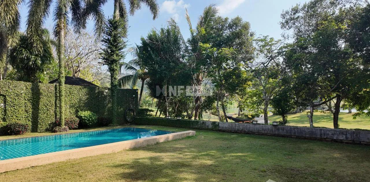 Phuket Country Club
