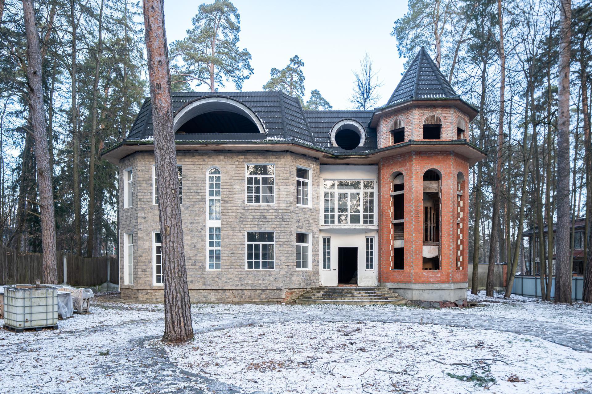 «Жуковка (Правая сторона)» (Zhukovka)