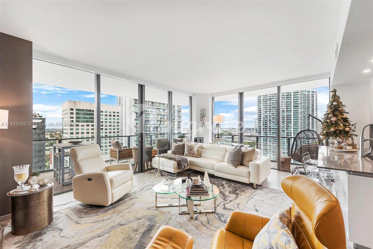 Кондоминиум в 88 SW 7th St, 1712 - Miami, Florida