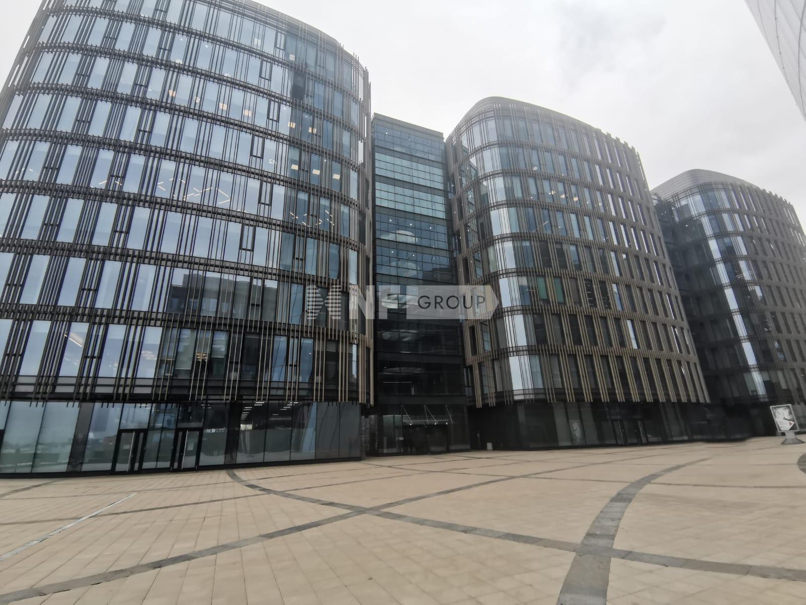 Санкт-Петербург - Плаза (Sankt-Peterburg Plaza)