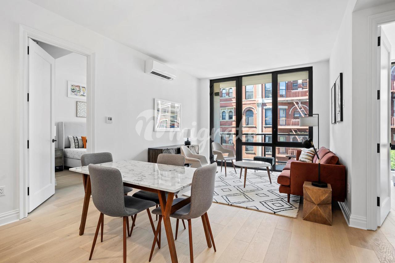 Кондоминиум в Parc North, 127 W 112TH ST , 2B - Harlem, New York