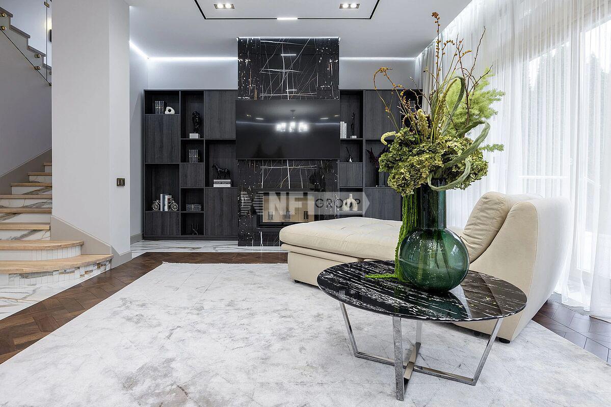 «Парк Авеню» (Park Avenyu)