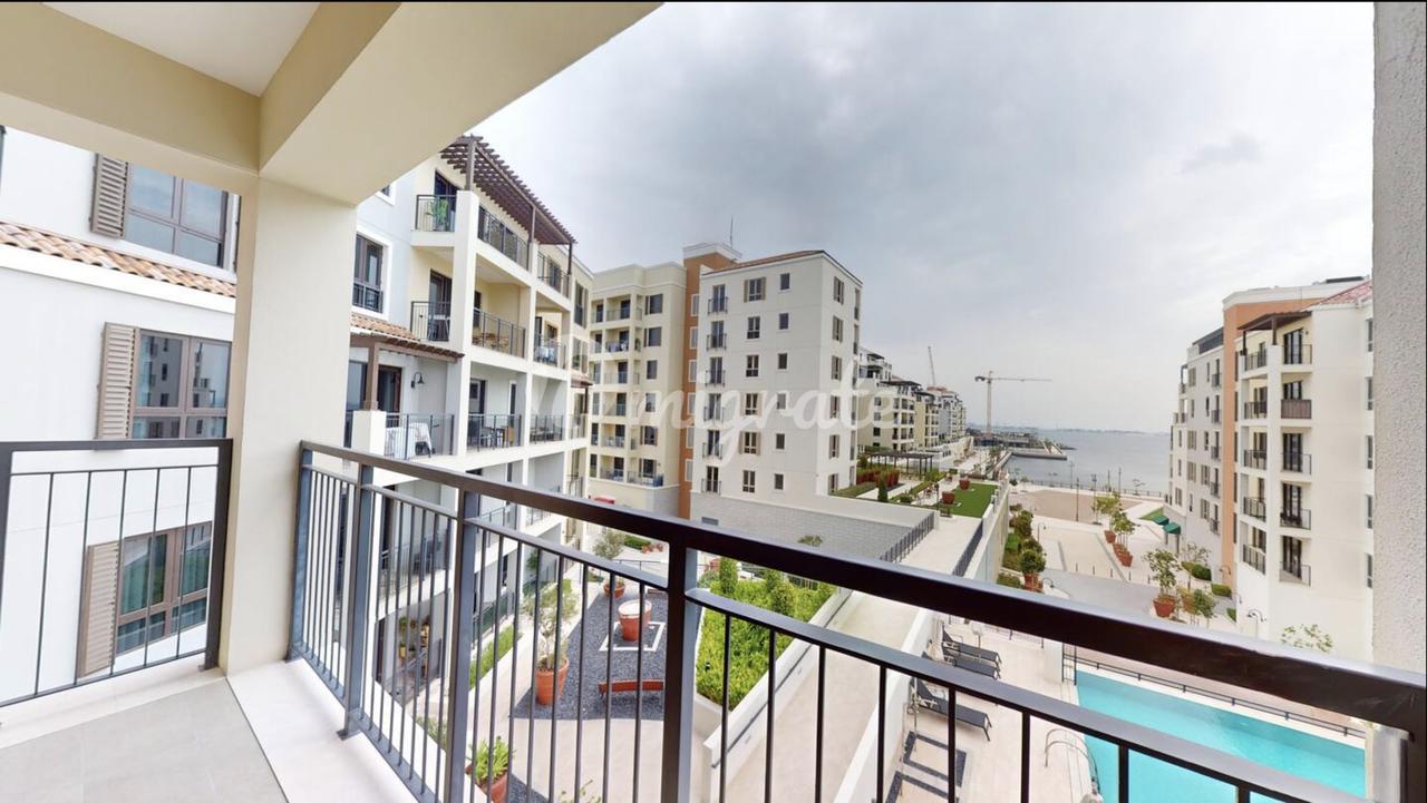 Двухкомнатная квартира в La Voile (2 BR in La Voile)