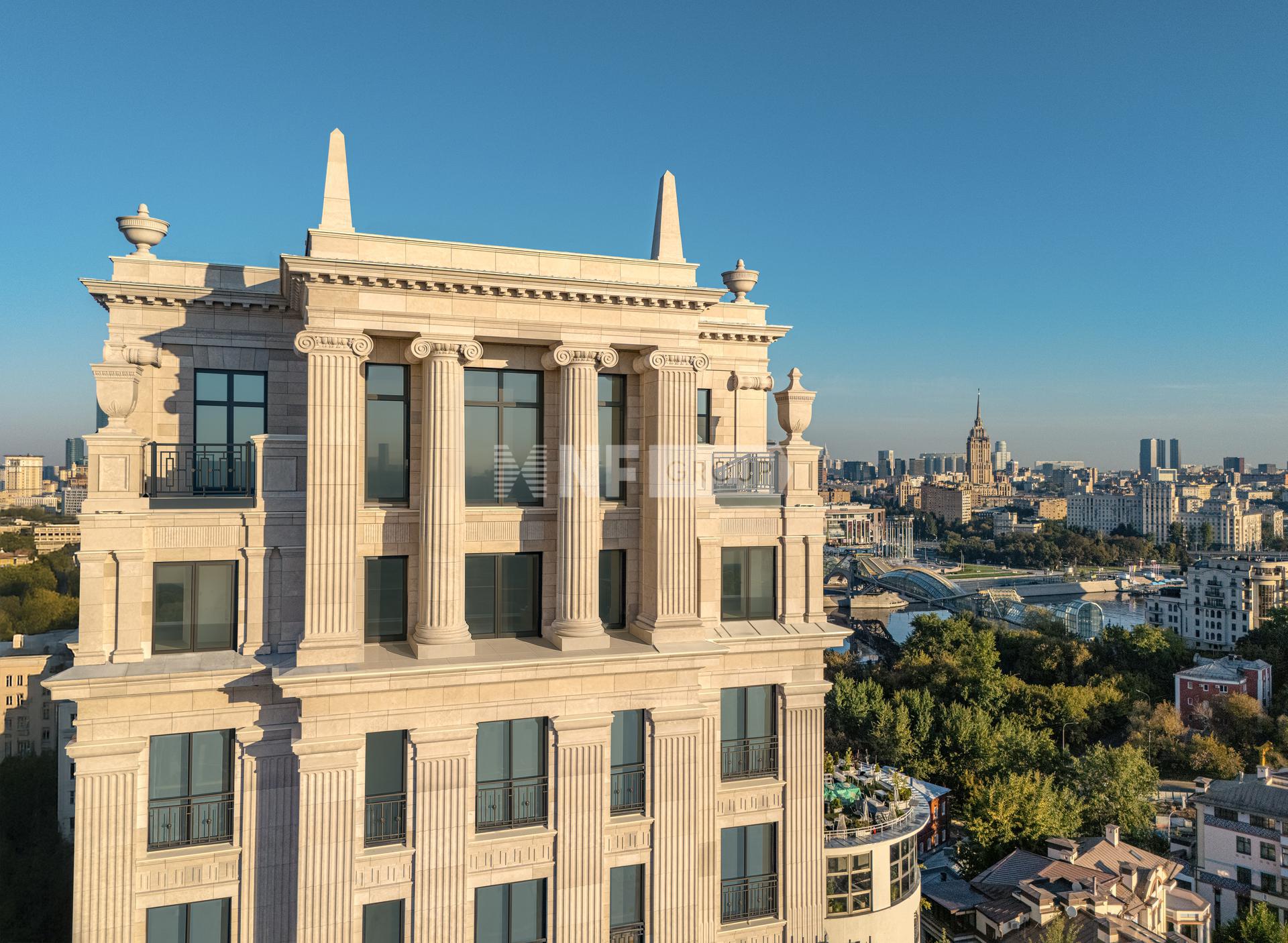 «Хамовники 12» (Khamovniki 12)