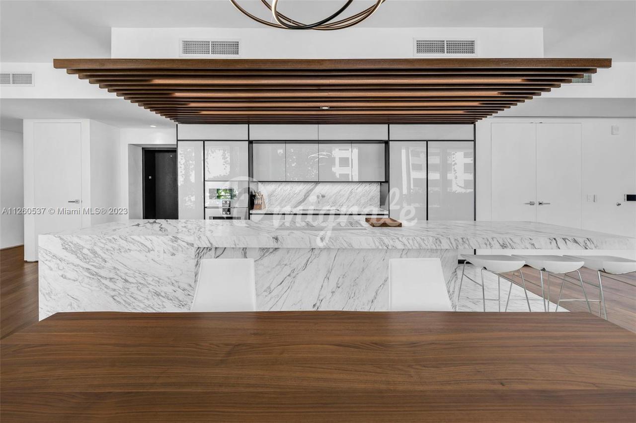 Кондоминиум в 1300 Monad Ter, 9B - Miami Beach, Florida