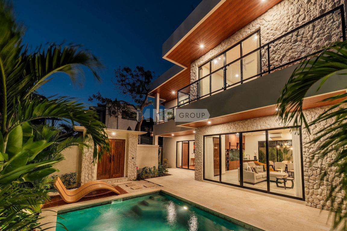 Contemporary Leasehold Villa with Private Pool in Berawa, Canggu