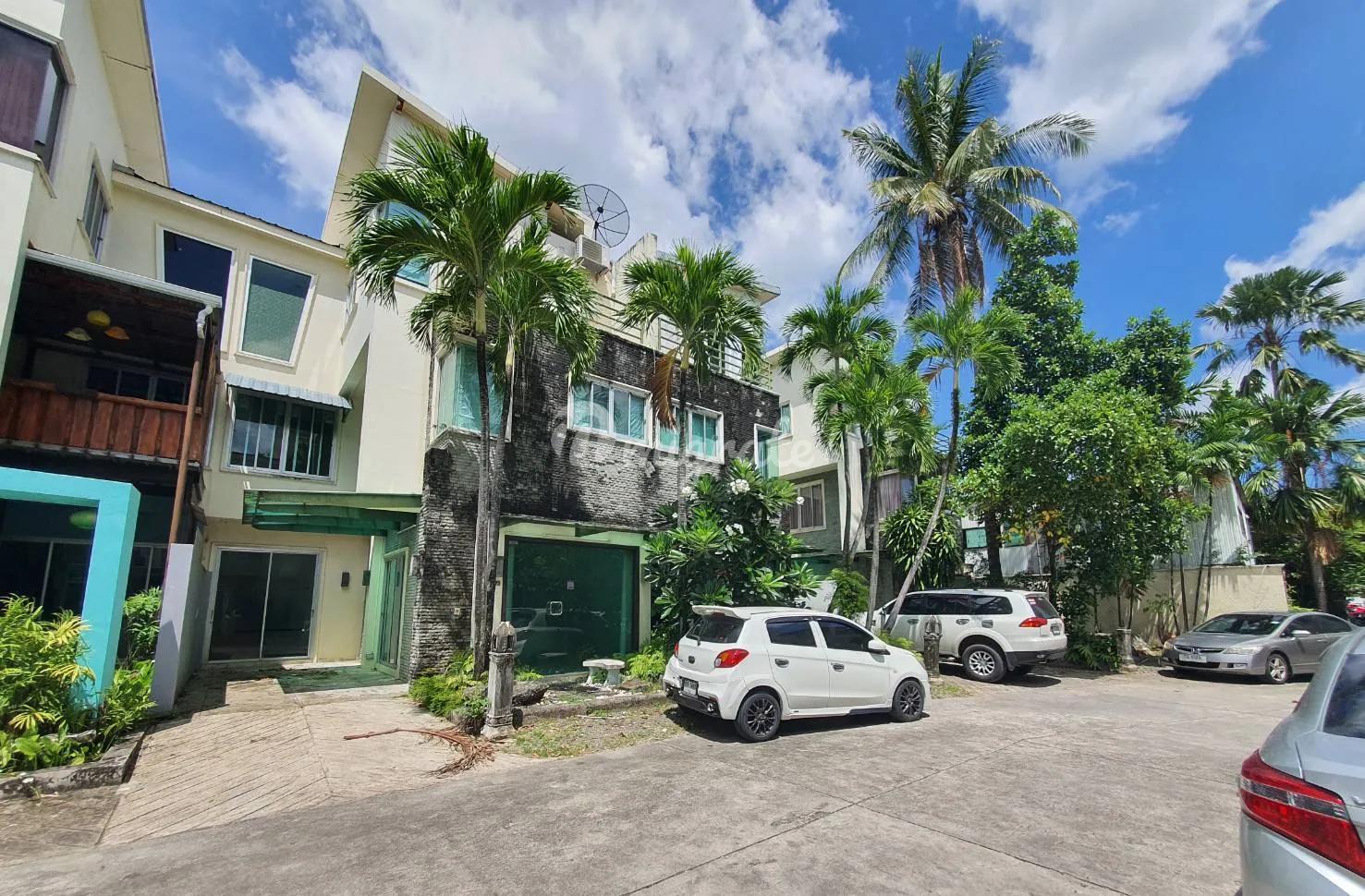 3 спален Дом на продажу (Home Office in the Center of Phuket near Central)