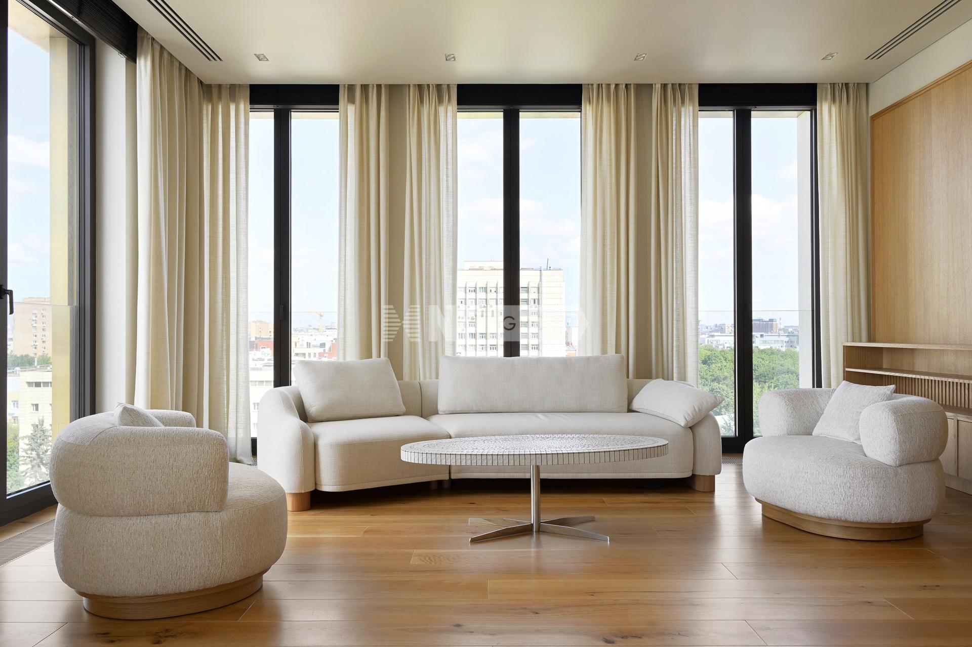 White Khamovniki (Вайт Хамовники)