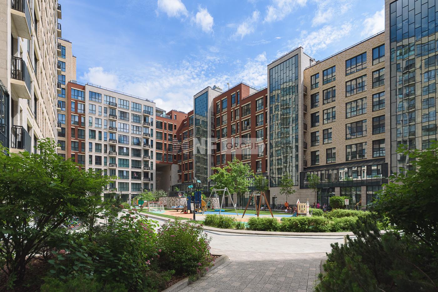 Barrin House (Баррин Хаус)