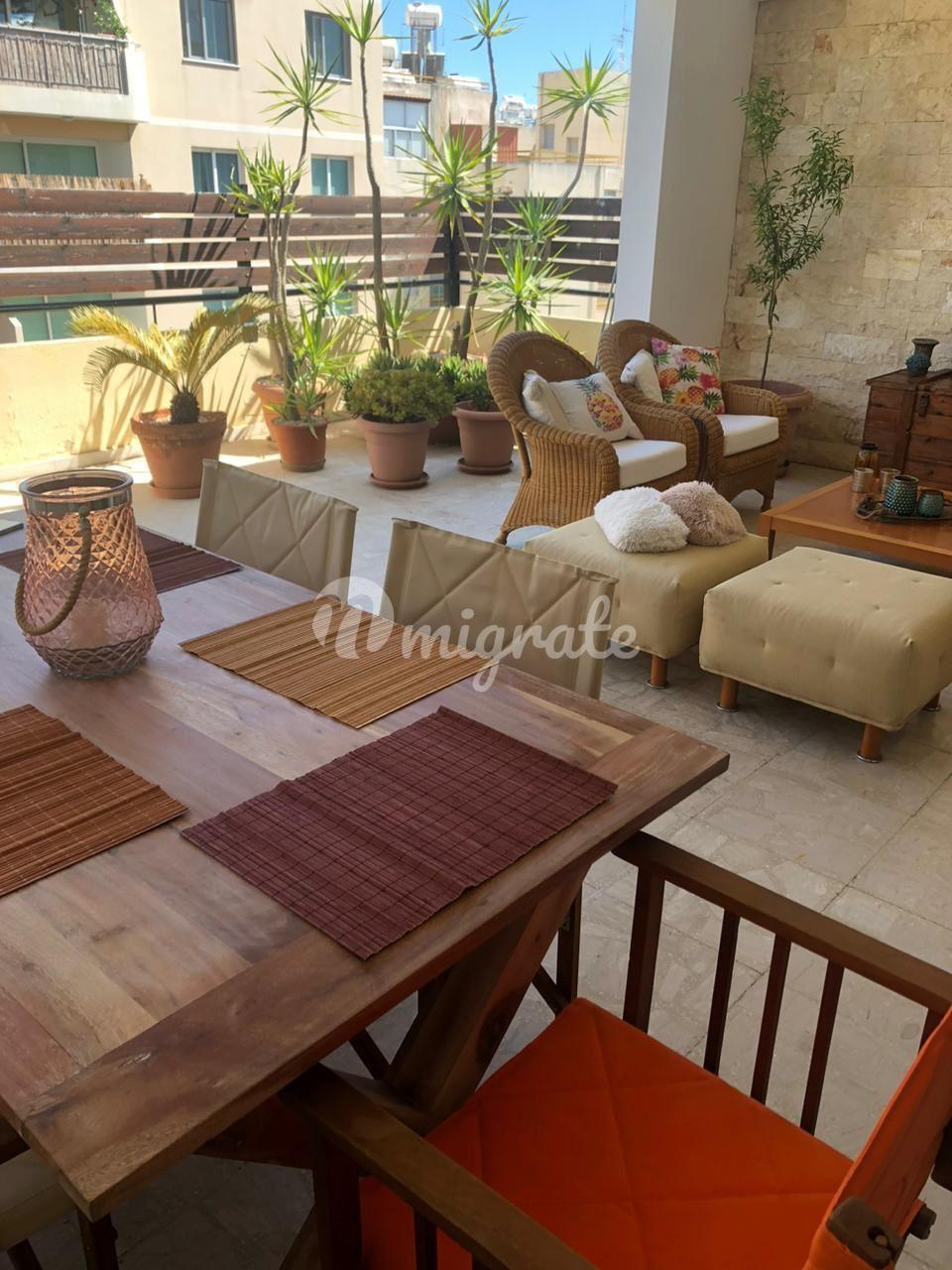 Пентхаус с 3+2 спальнями в Неаполисе, Лимассол
 (3+2 Bedroom Penthouse in Neapolis, Limassol)