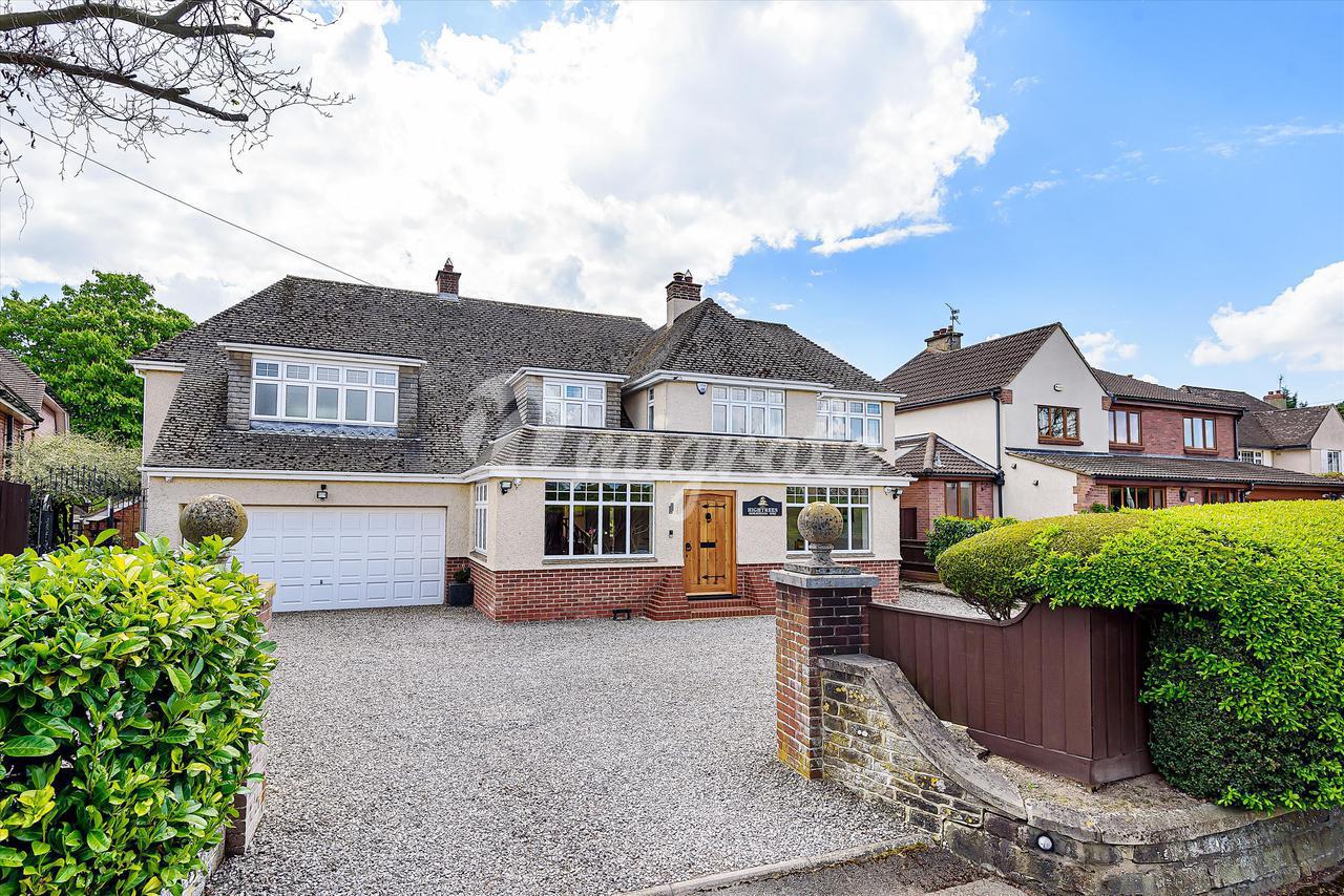 Вилла в Marlborough Road, Swindon, Wiltshire, SN3