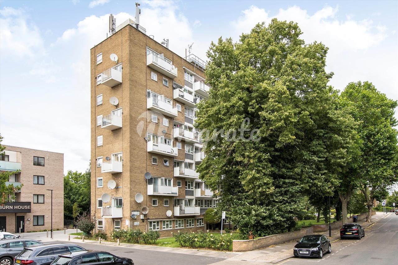 Квартира в Mapes House,  Winchester Avenue, London, NW6
