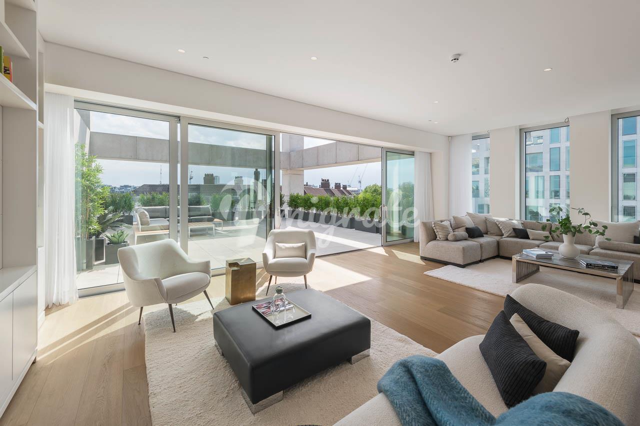 Квартира в Hollandgreen Place, London, W8.