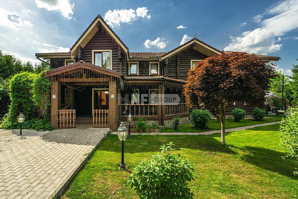 «Знаменское поле» (Znamenskoe pole)