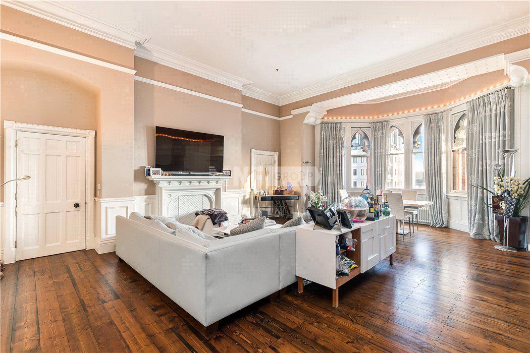 Квартира в St. Pancras Chambers, Euston Road, London, NW1.