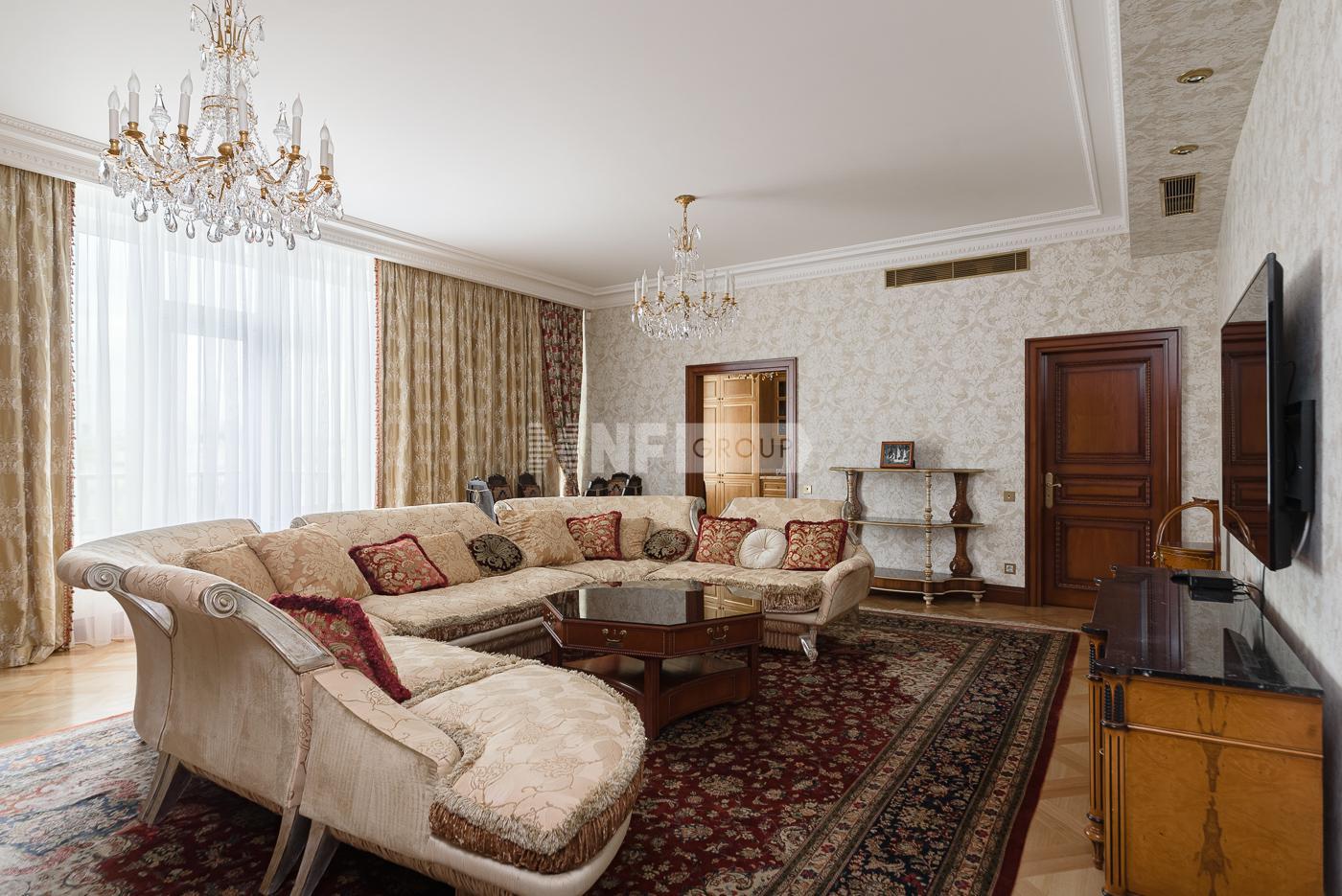 «Брюсов, 19» (Брюсов, 19)