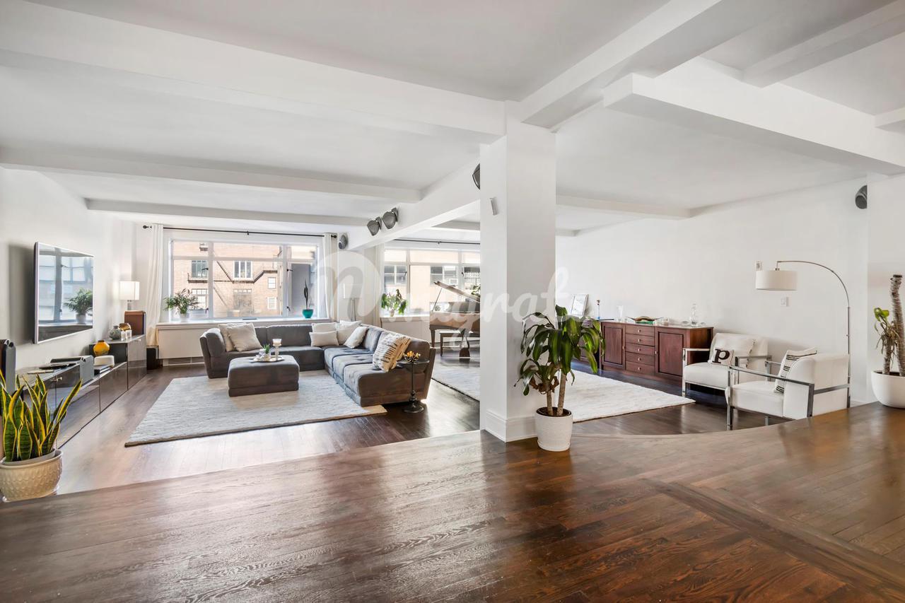 Кондоминиум в Diamond House, 170 E 77TH ST, 9C - Upper East Side, New York