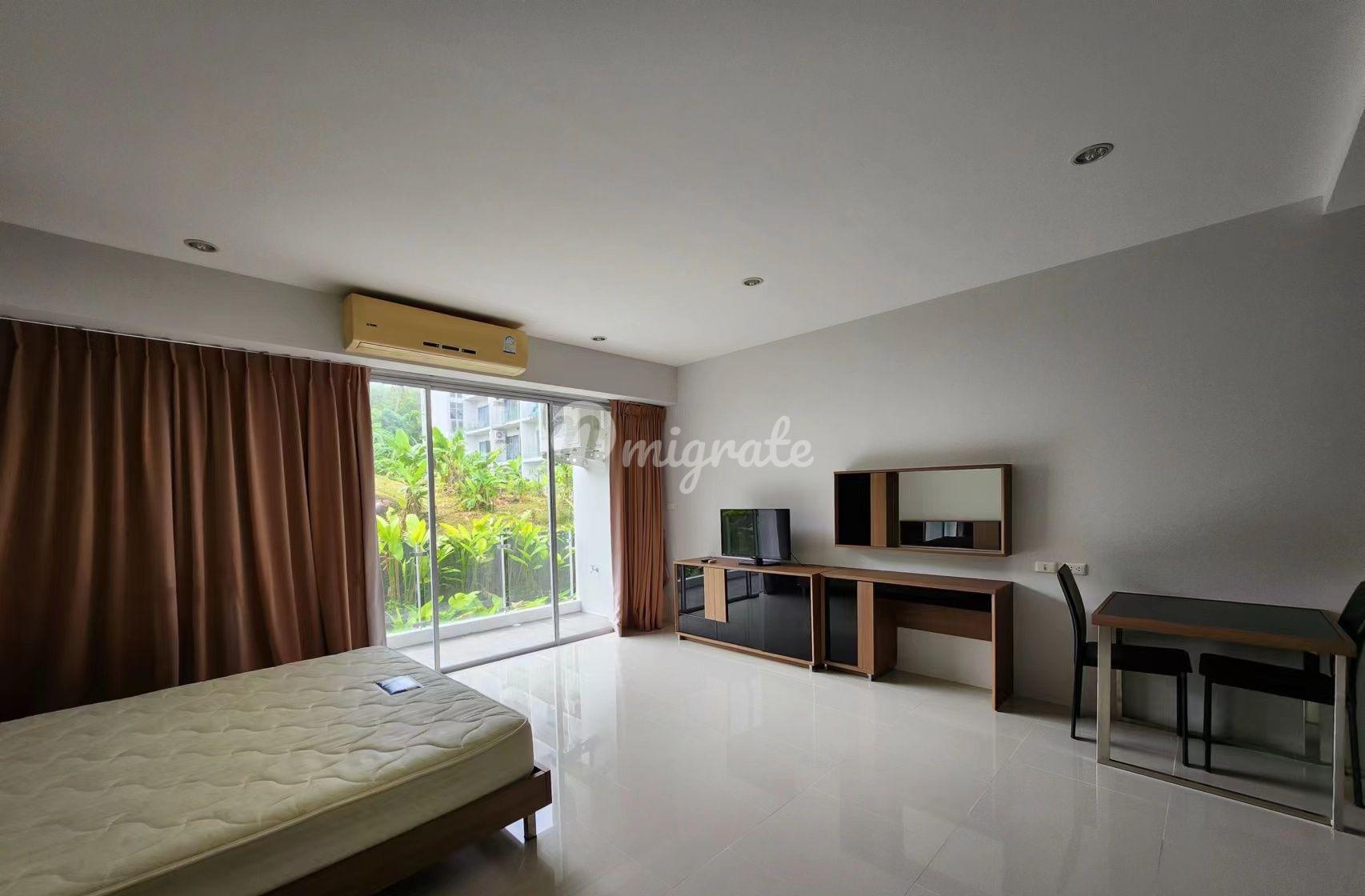 Студия Кондо на продажу в Chic Condo (Chic Condo)